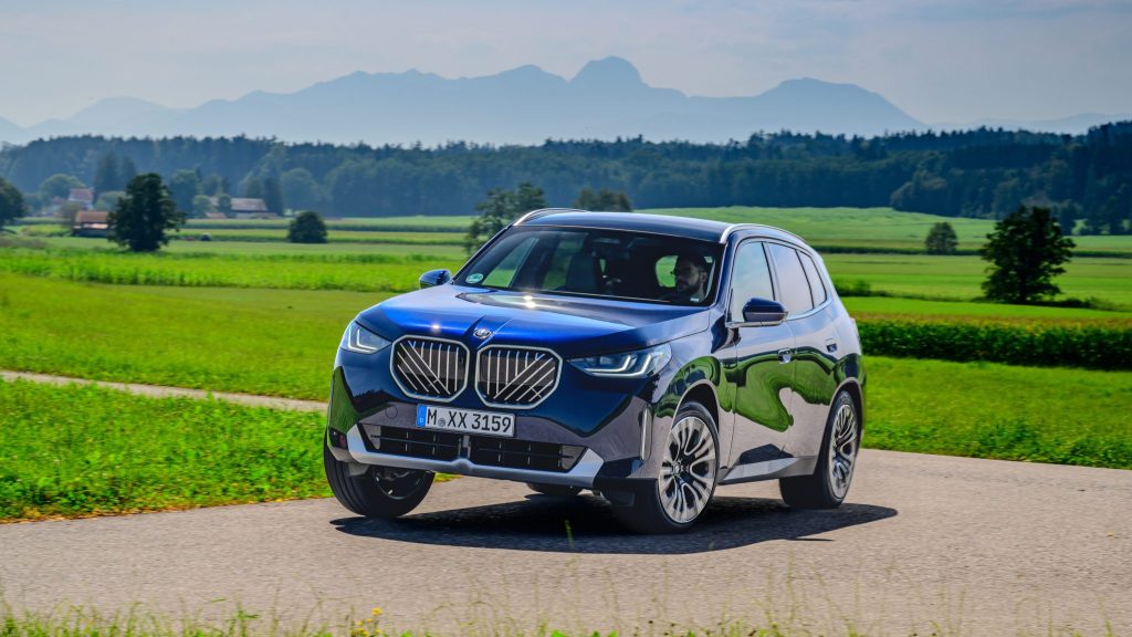 BMW X3 xDrive20d 48V G45, vista tre quarti ufficiale