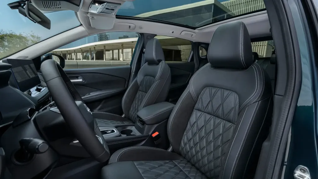 Nissan Qashqai, interni anteriori ufficiali Nissan