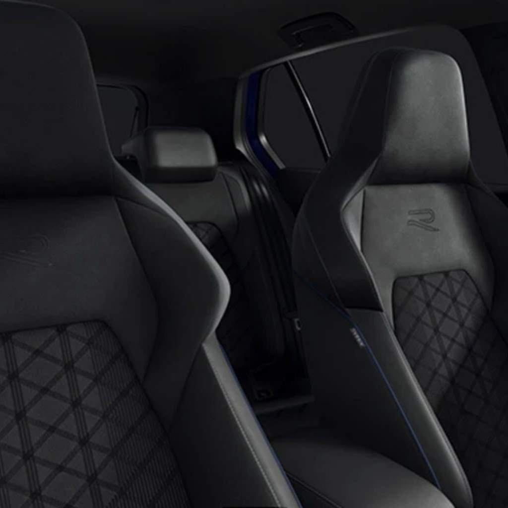img-volkswagen-golf-noleggio-uniteam-4